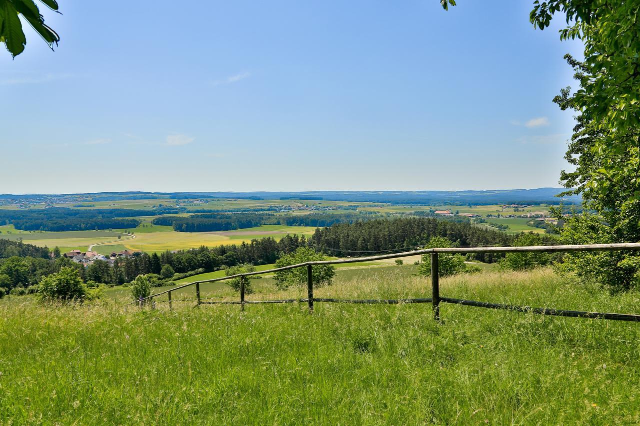 Hotel Kloster-Gasthof Speinshart เอเชนบาคอินแดร์โอเบอร์พฟัลซ์ ภายนอก รูปภาพ