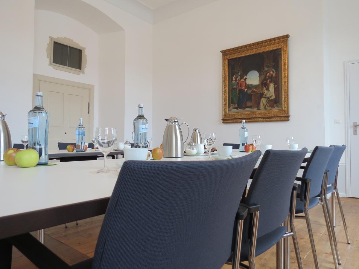 Hotel Kloster-Gasthof Speinshart เอเชนบาคอินแดร์โอเบอร์พฟัลซ์ ภายนอก รูปภาพ